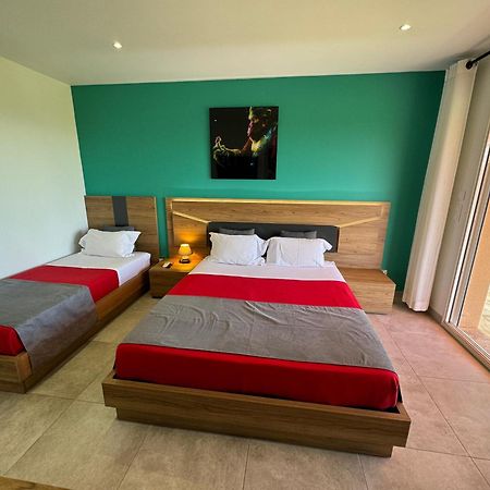 Domaine Maxxim Hotell Clermont-lʼHérault Exteriör bild