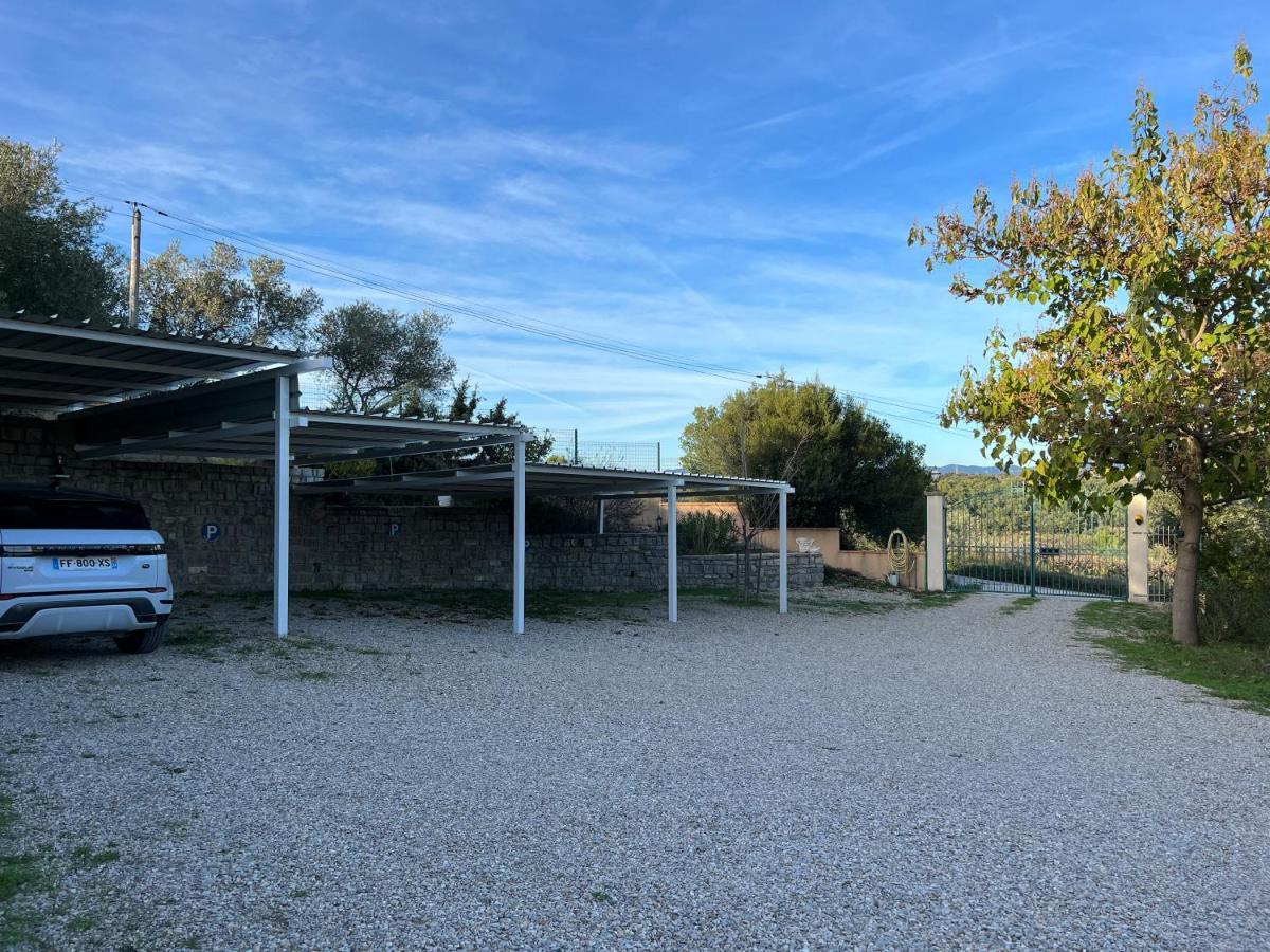 Domaine Maxxim Hotell Clermont-lʼHérault Exteriör bild